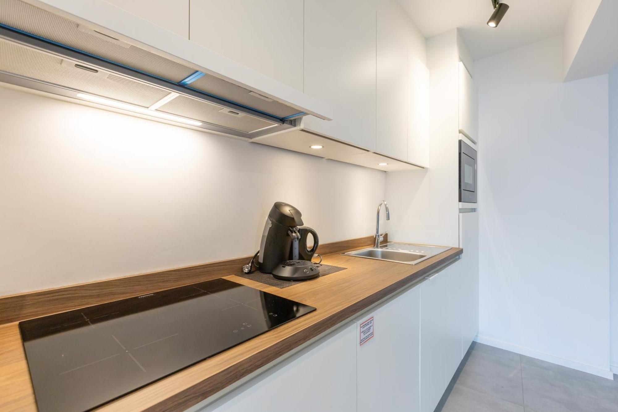 Ostend Center Luxury Top Floor Apartment With Free Parking ภายนอก รูปภาพ