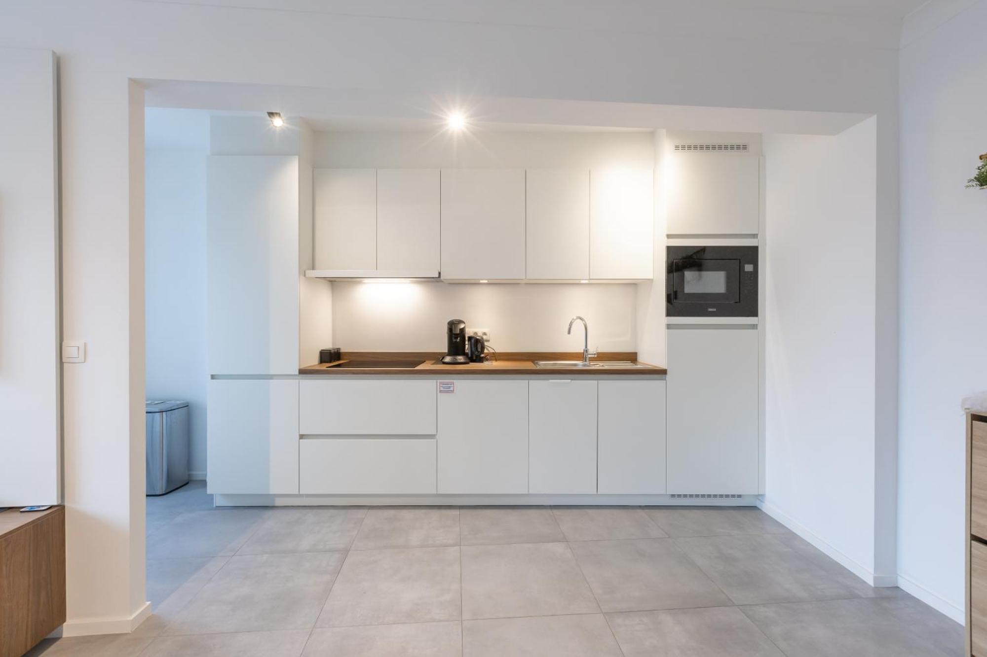 Ostend Center Luxury Top Floor Apartment With Free Parking ภายนอก รูปภาพ